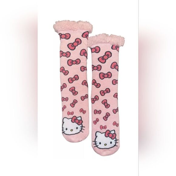 Hello Kitty Pink Socks with Heart Pattern and Cartoon Design - Picture 1 of 6